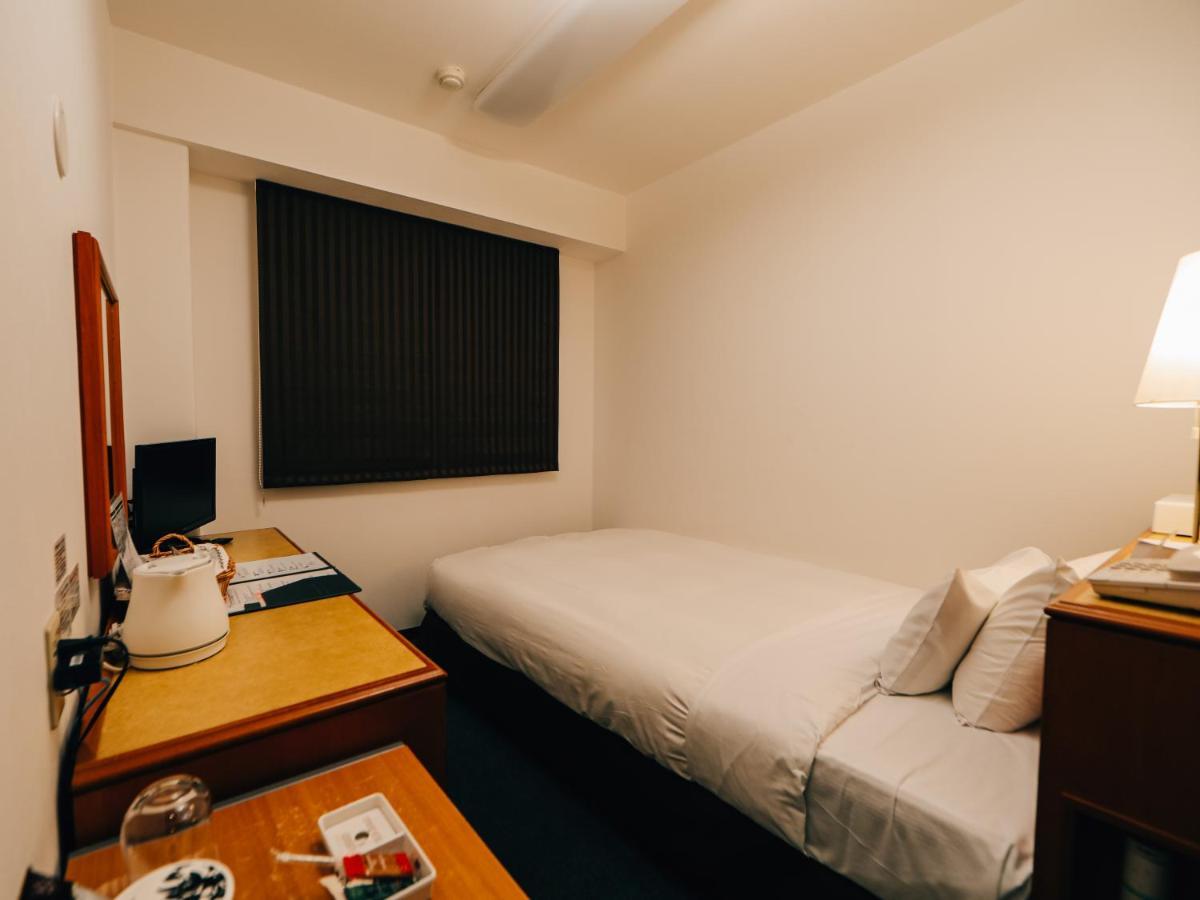3S Hotel Hiratsuka Exteriör bild