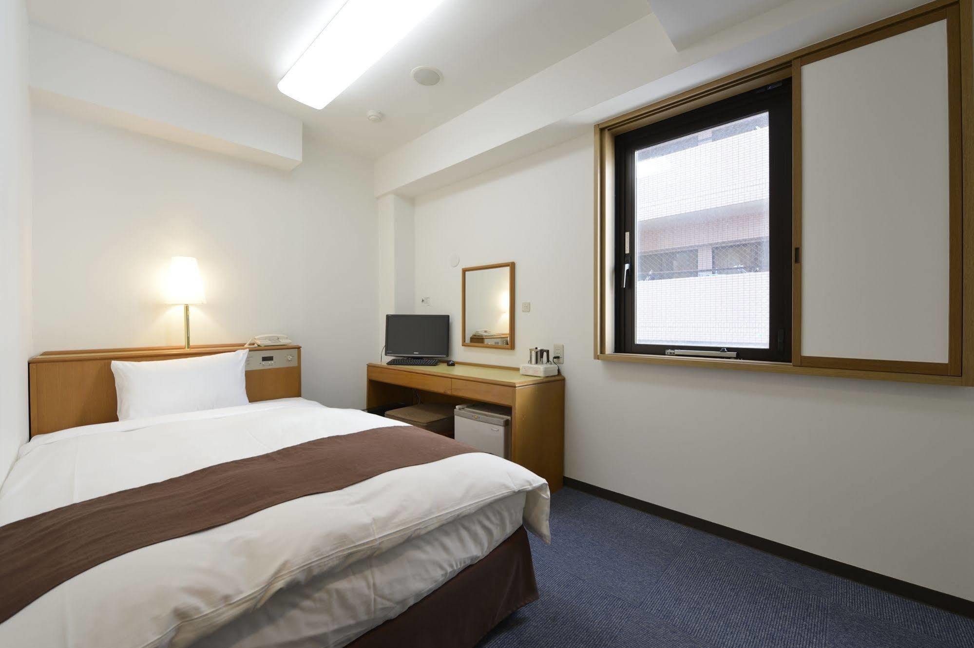 3S Hotel Hiratsuka Exteriör bild